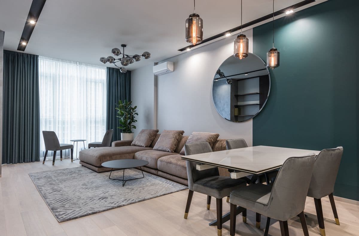 Fully furnished London living and dining space ready to operate